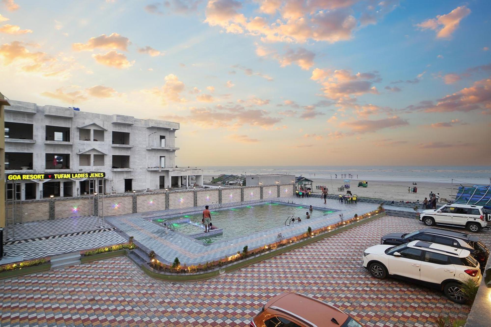 Goa Beach Resort On Beach Mandarmani Exterior foto