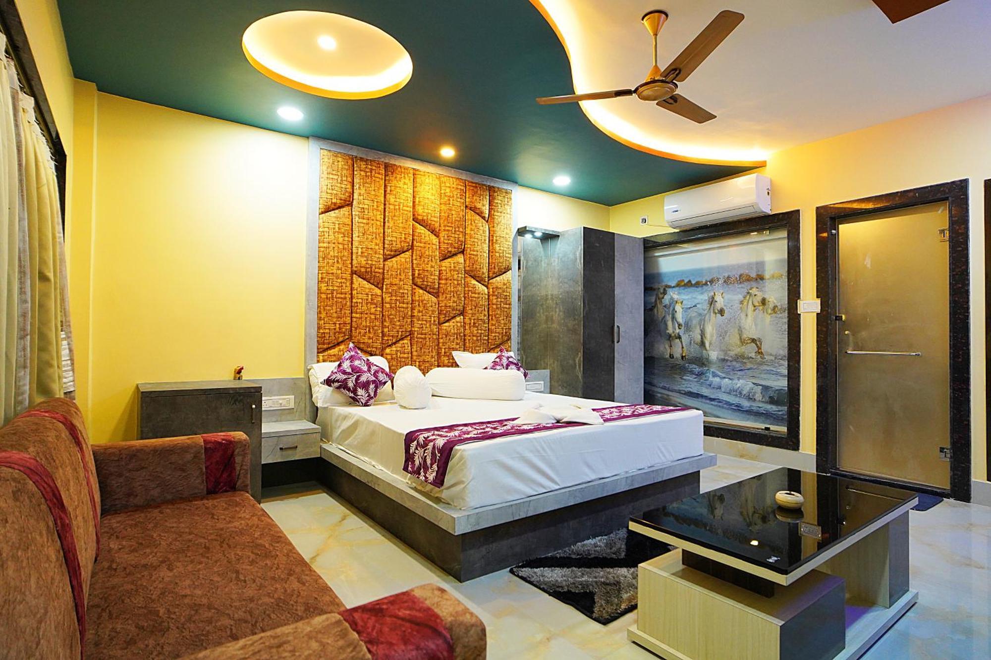 Goa Beach Resort On Beach Mandarmani Exterior foto