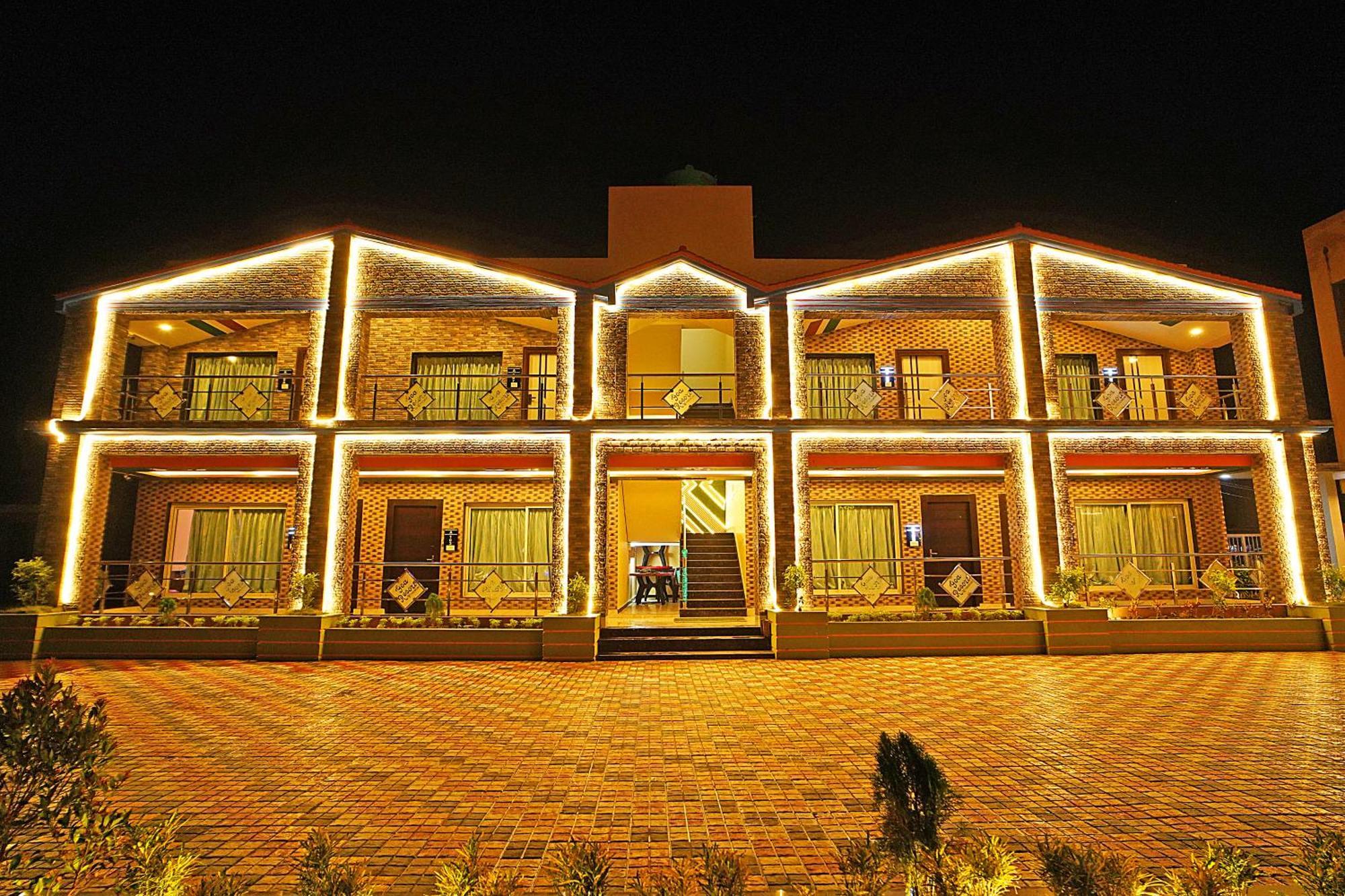Goa Beach Resort On Beach Mandarmani Exterior foto