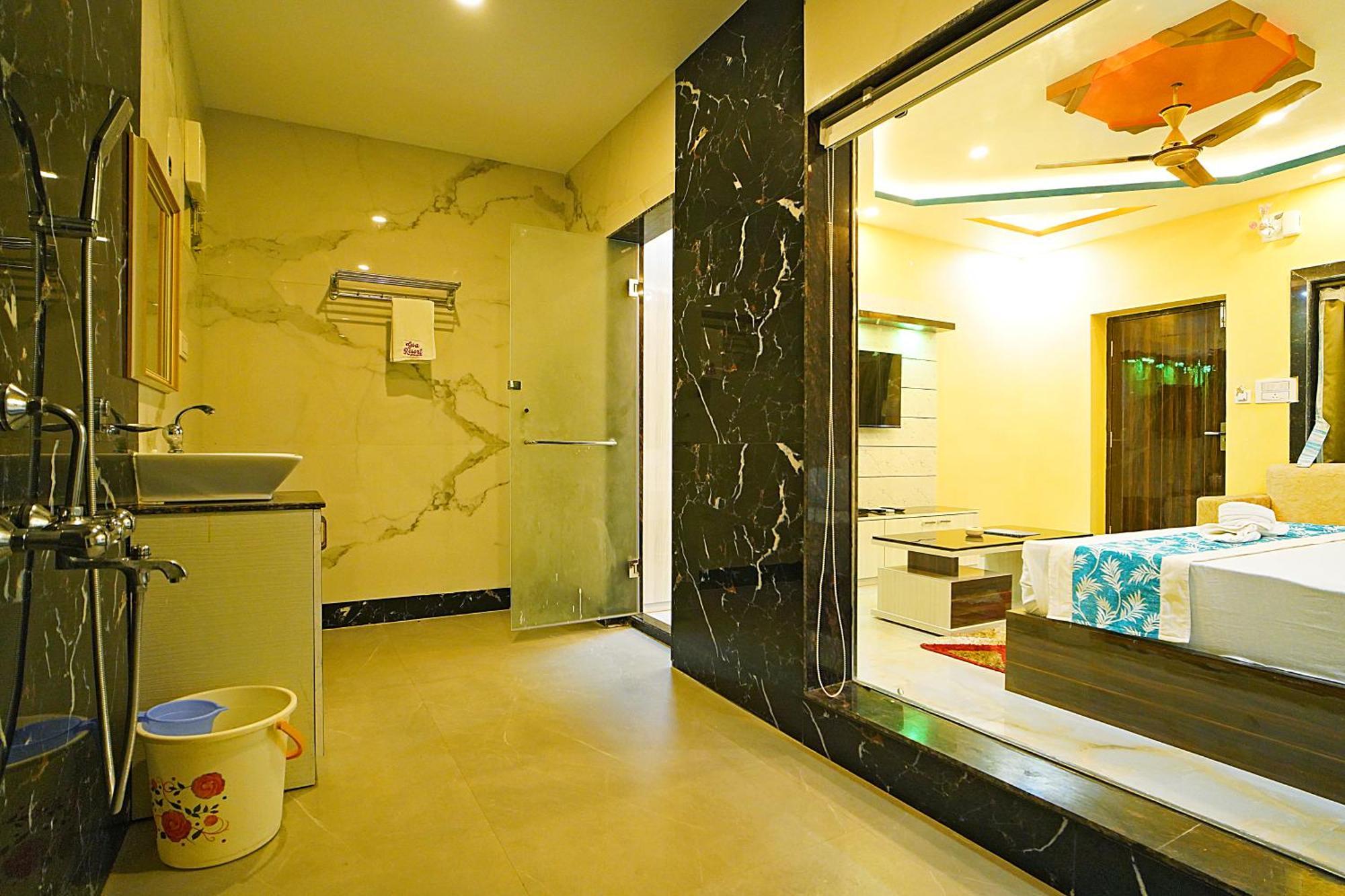 Goa Beach Resort On Beach Mandarmani Exterior foto