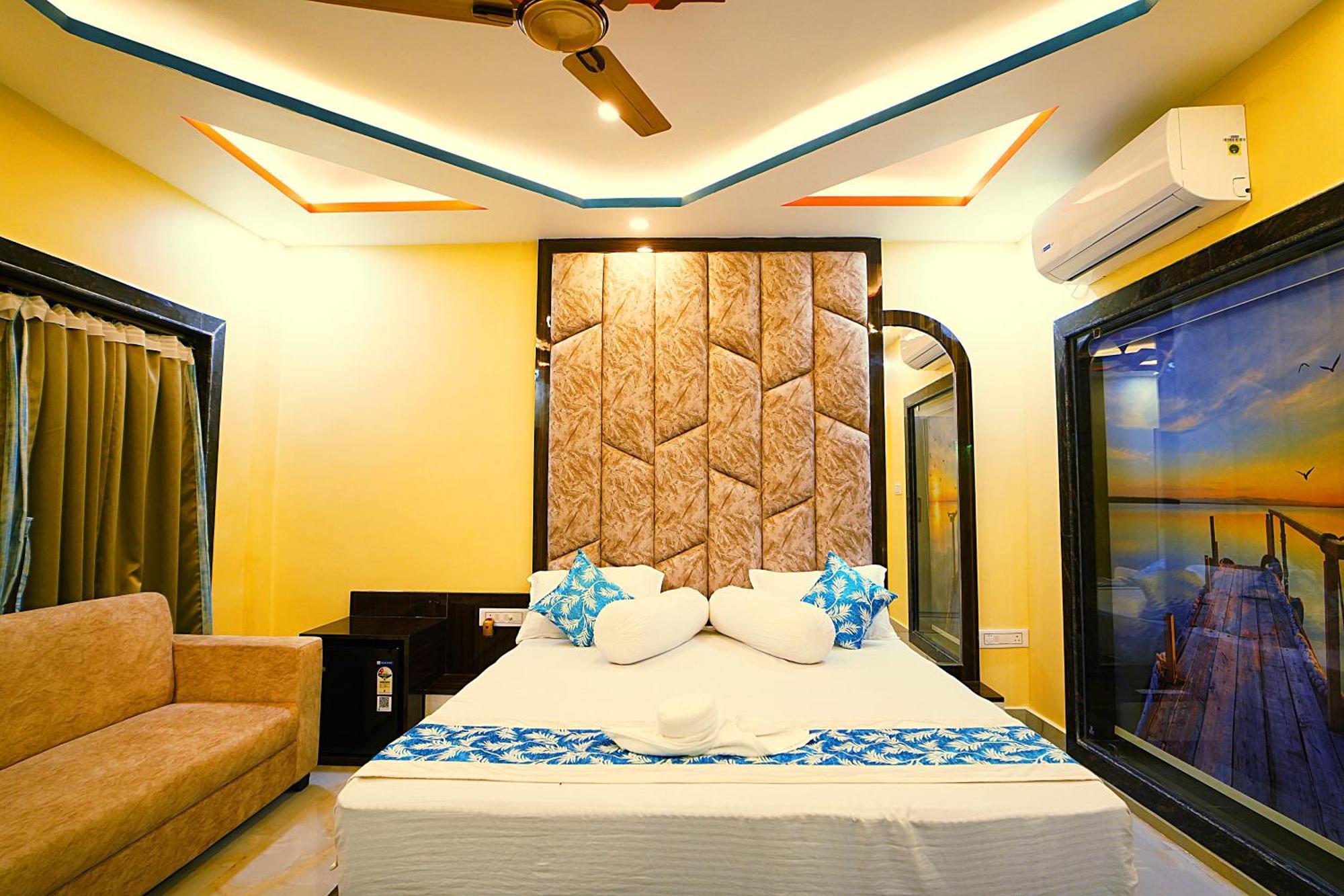 Goa Beach Resort On Beach Mandarmani Exterior foto